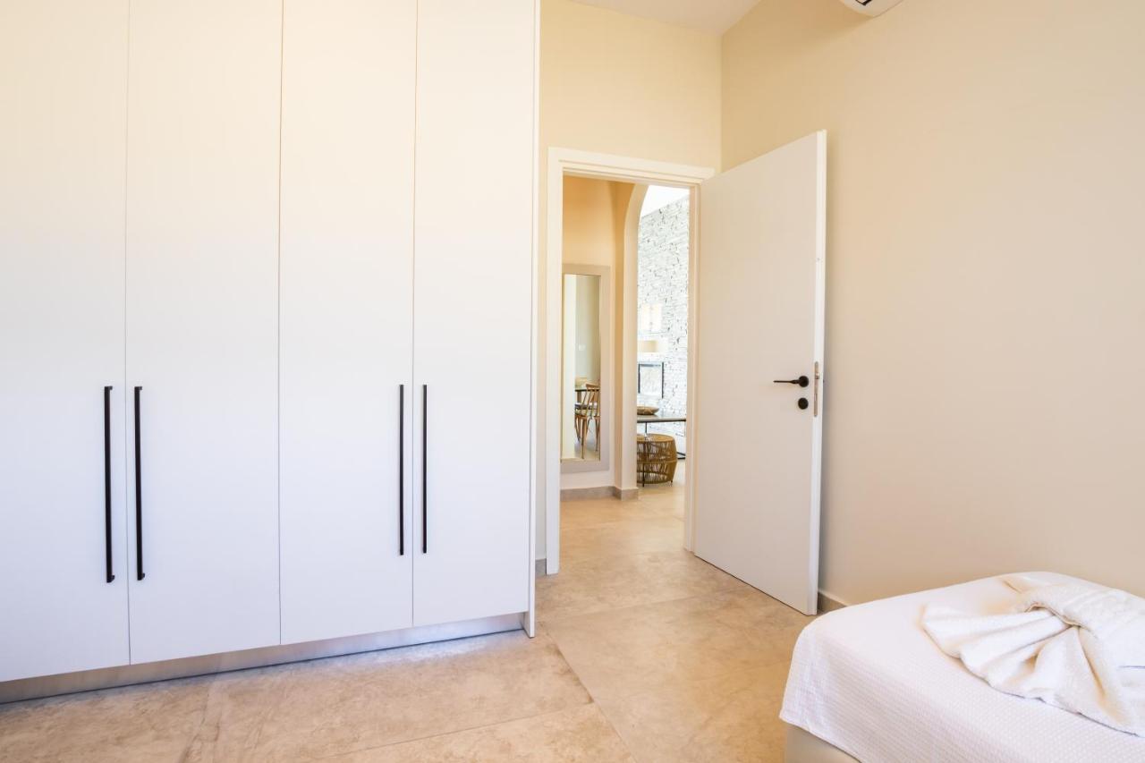 Euphoria Suites Lakki  Екстер'єр фото